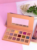 پالت سایه چشم HUXIA BEAUTY مدل NUDE، بهترین سایه با پیگمنت بالا، ۱۸ رنگ مات و شاین – فروشگاه کیوت گرام