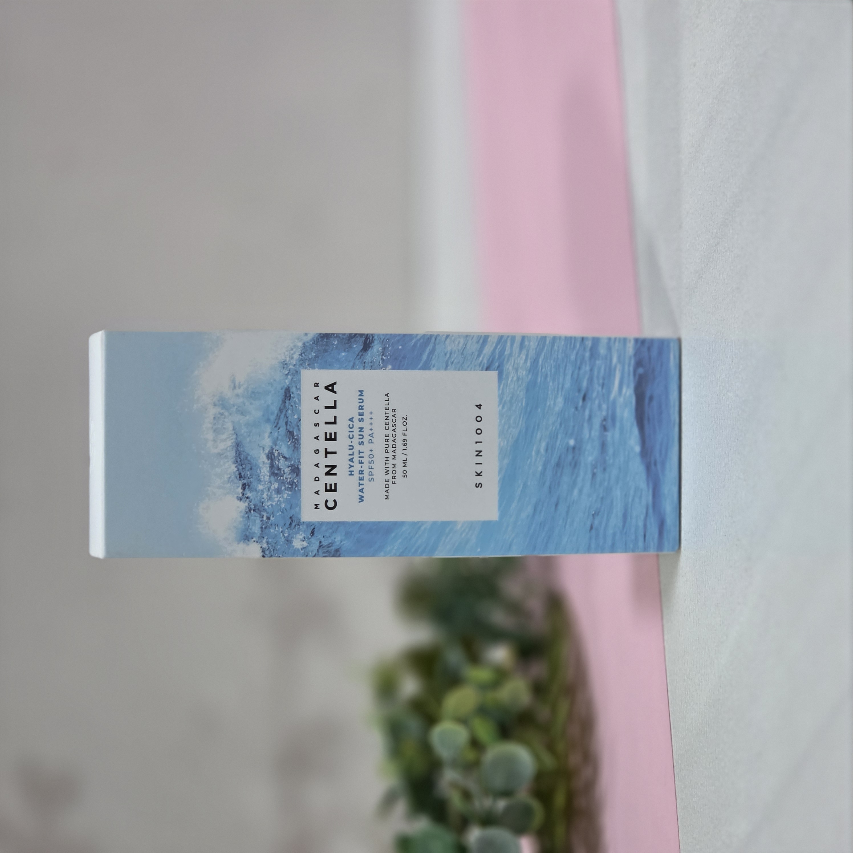 کرم ضد آفتاب سنتلا Skin1004 SPF 50 PA++++ بدون رنگ مناسب پوست حساس حجم 50 میلی‌لیتر